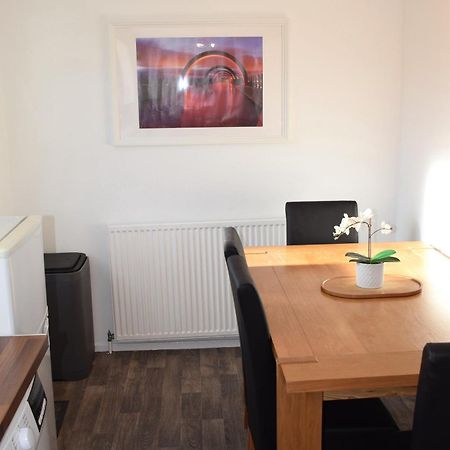 Kelpies Serviced Apartments-Mckay Falkirk Esterno foto