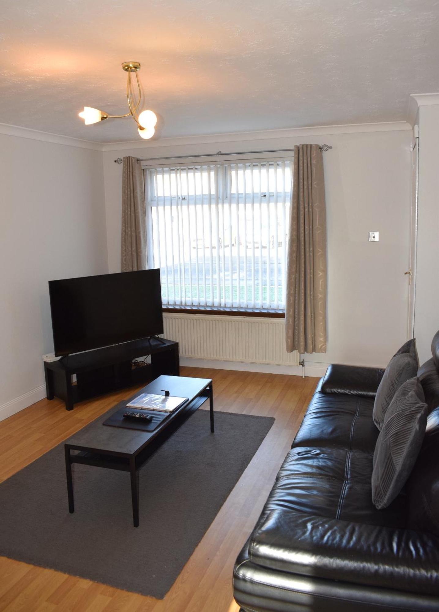 Kelpies Serviced Apartments-Mckay Falkirk Esterno foto