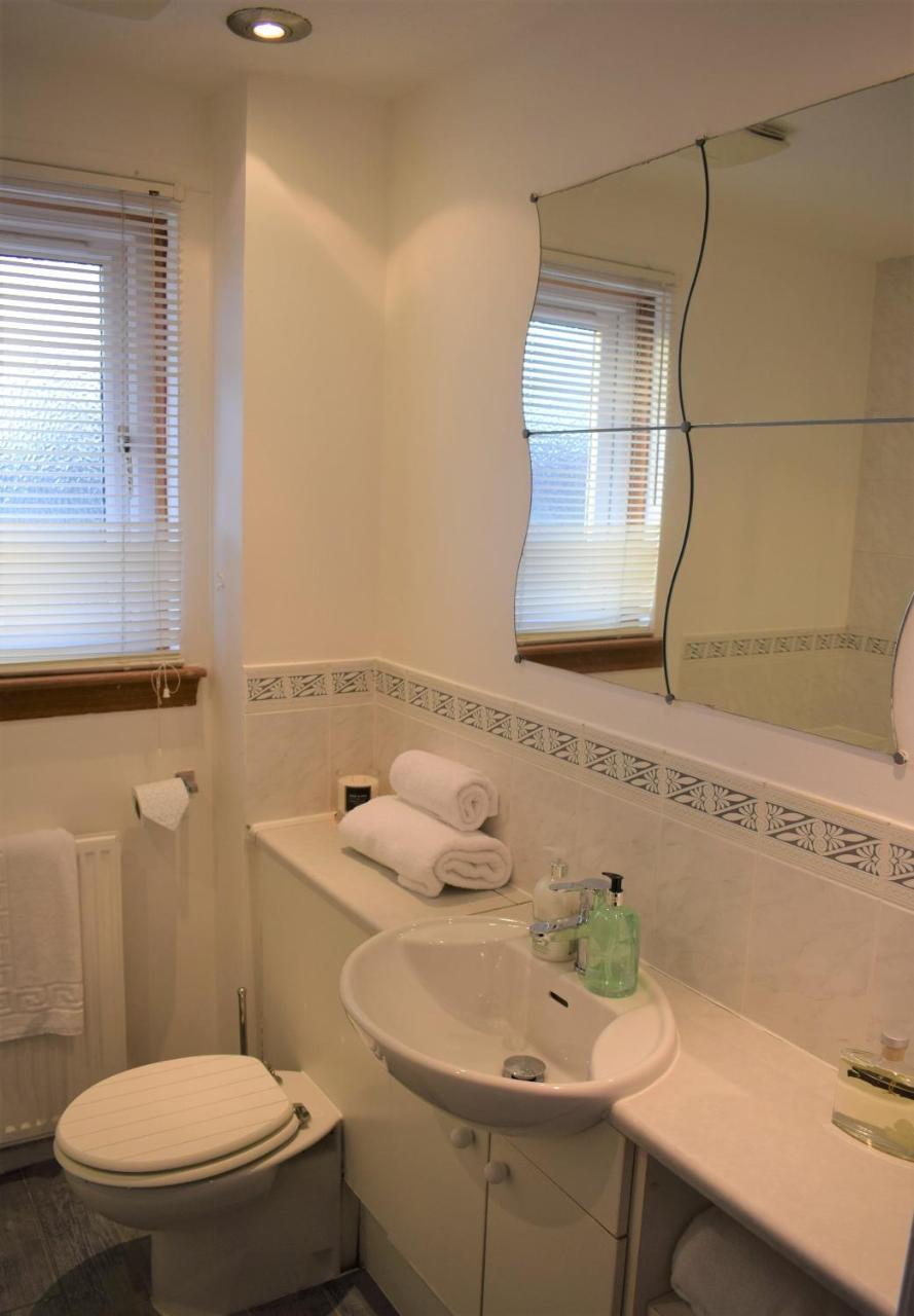 Kelpies Serviced Apartments-Mckay Falkirk Esterno foto